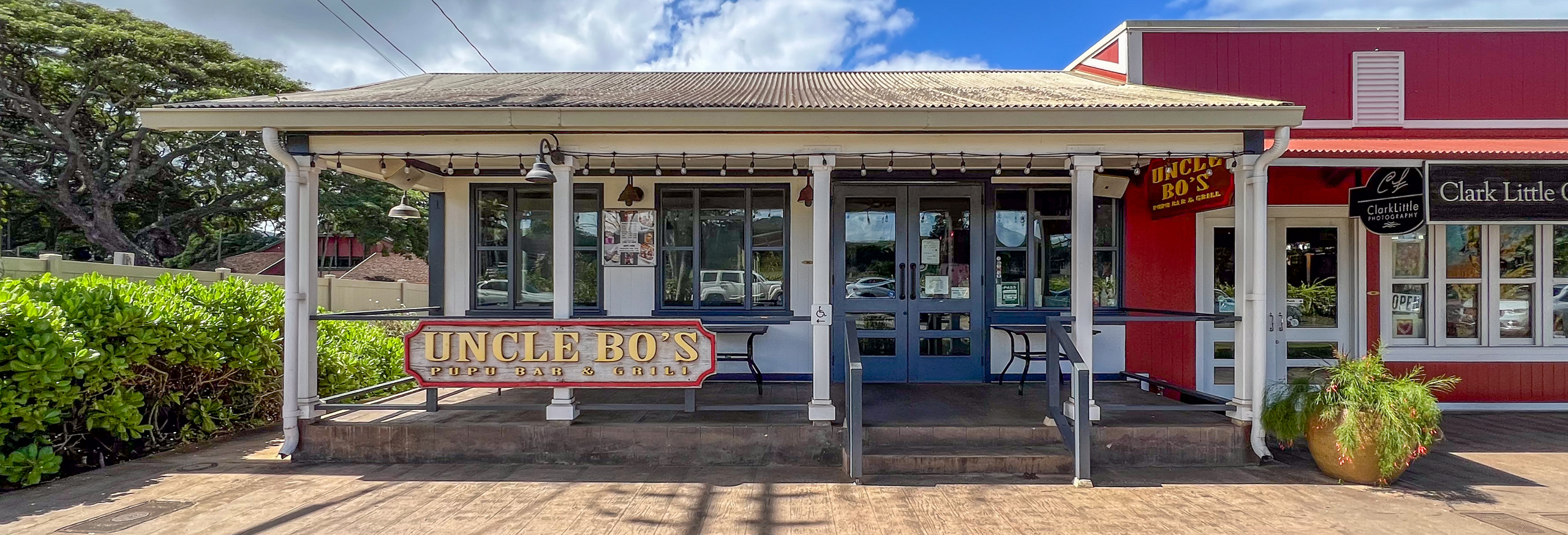 property-hero-lg-uncle-bos-haleiwa_2560x873